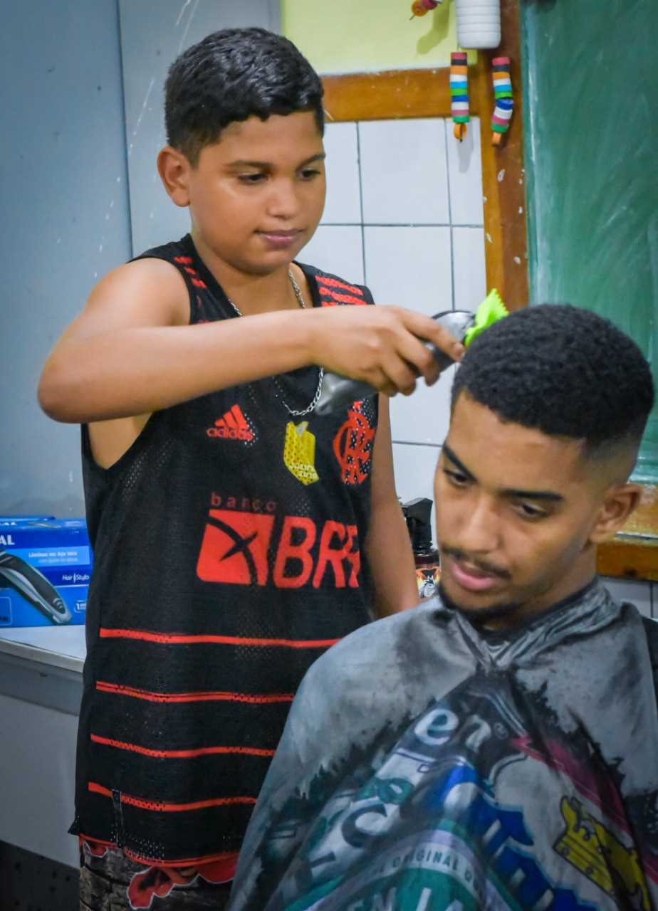 Camacã: Prefeitura encerra as oficinas de corte de cabelo